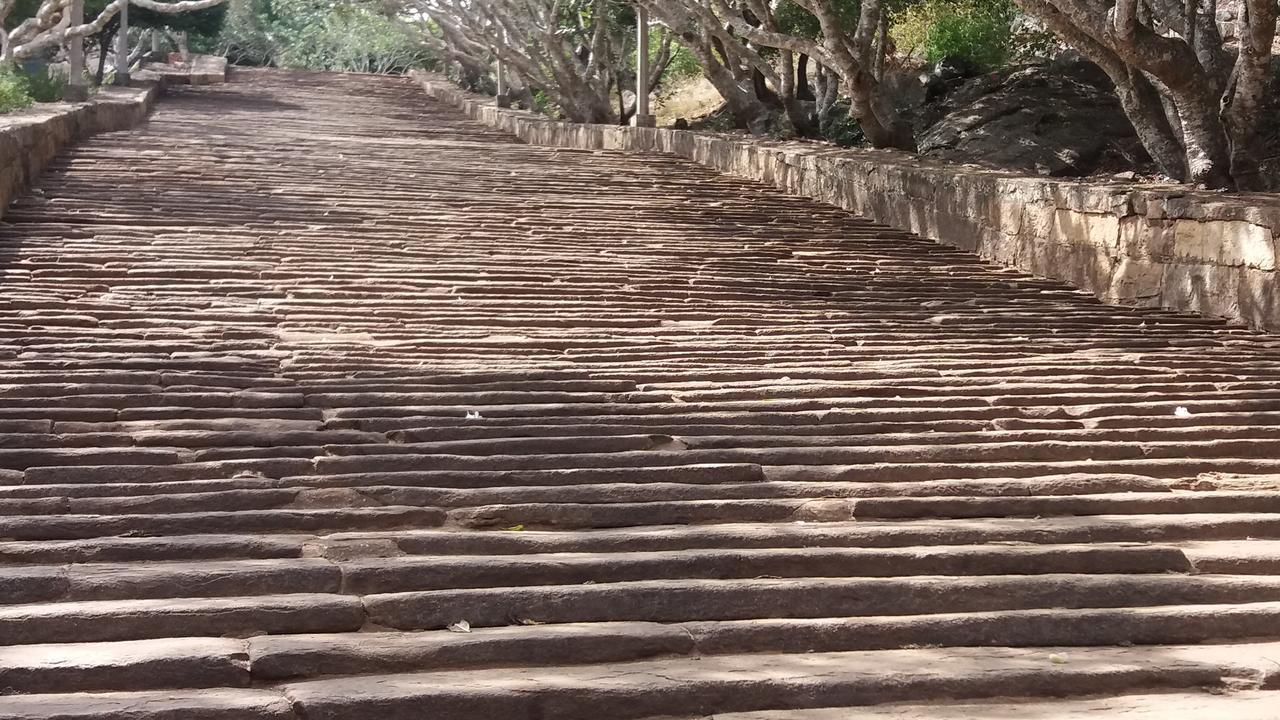 Great Wall Tourist Rest Anuradhapura Εξωτερικό φωτογραφία